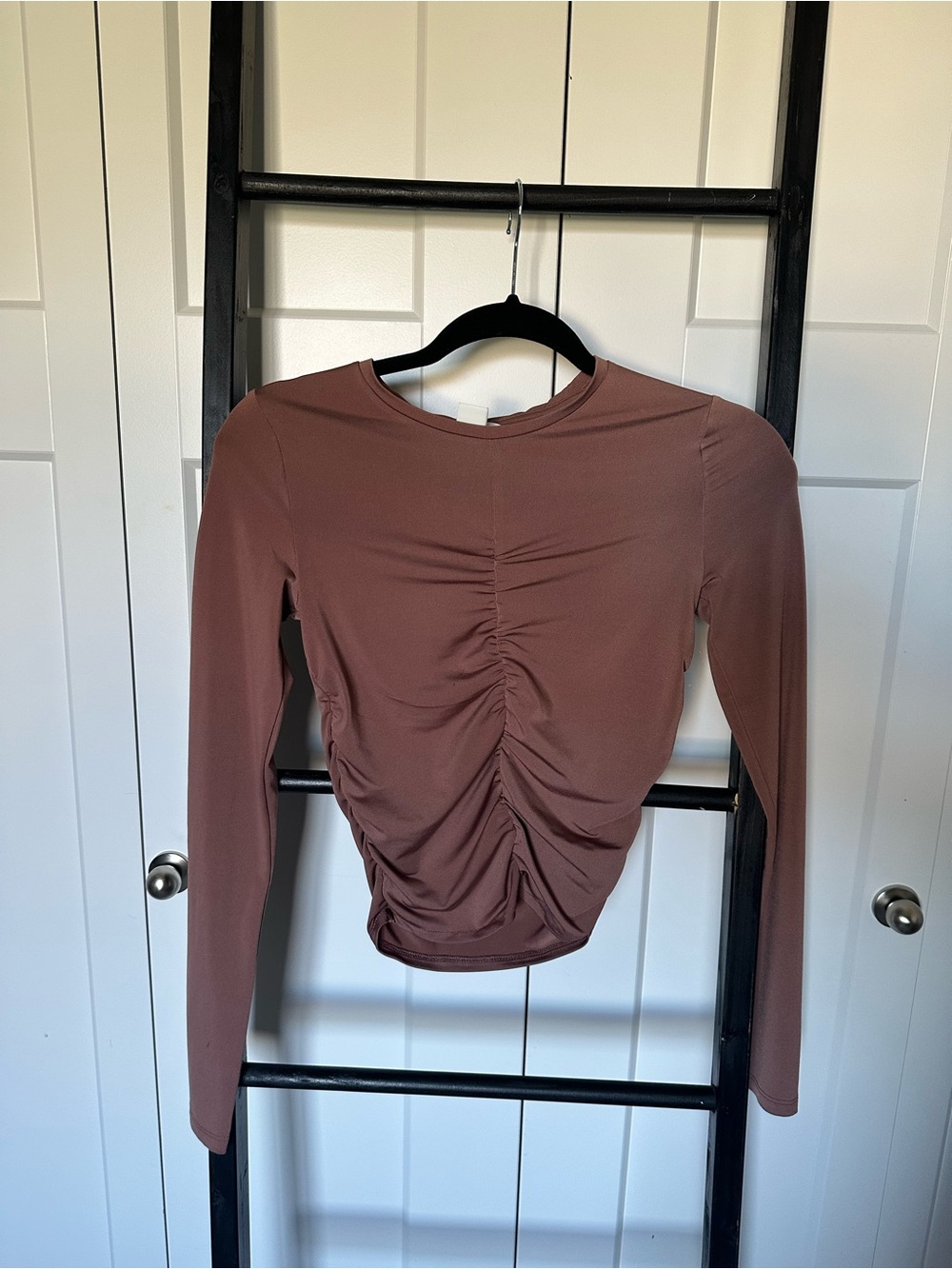 H&M Mauve Brown Ruched Long-Sleeve Tee